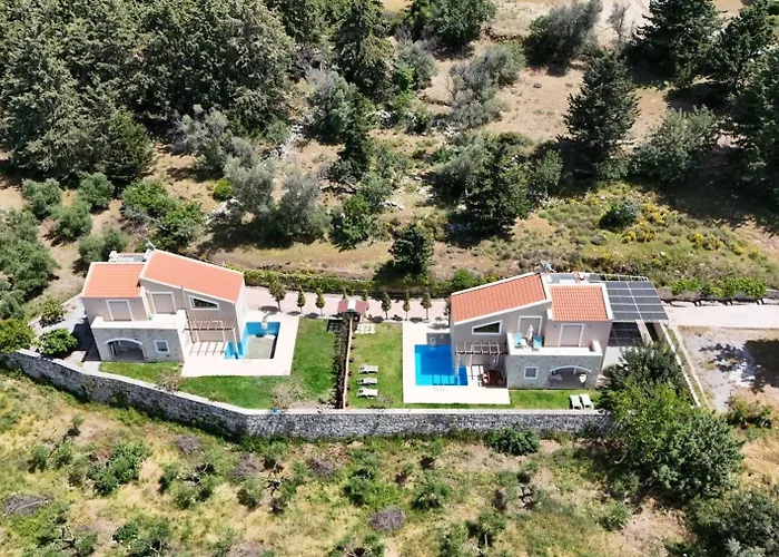 Mon Emvasia Margarites Villas